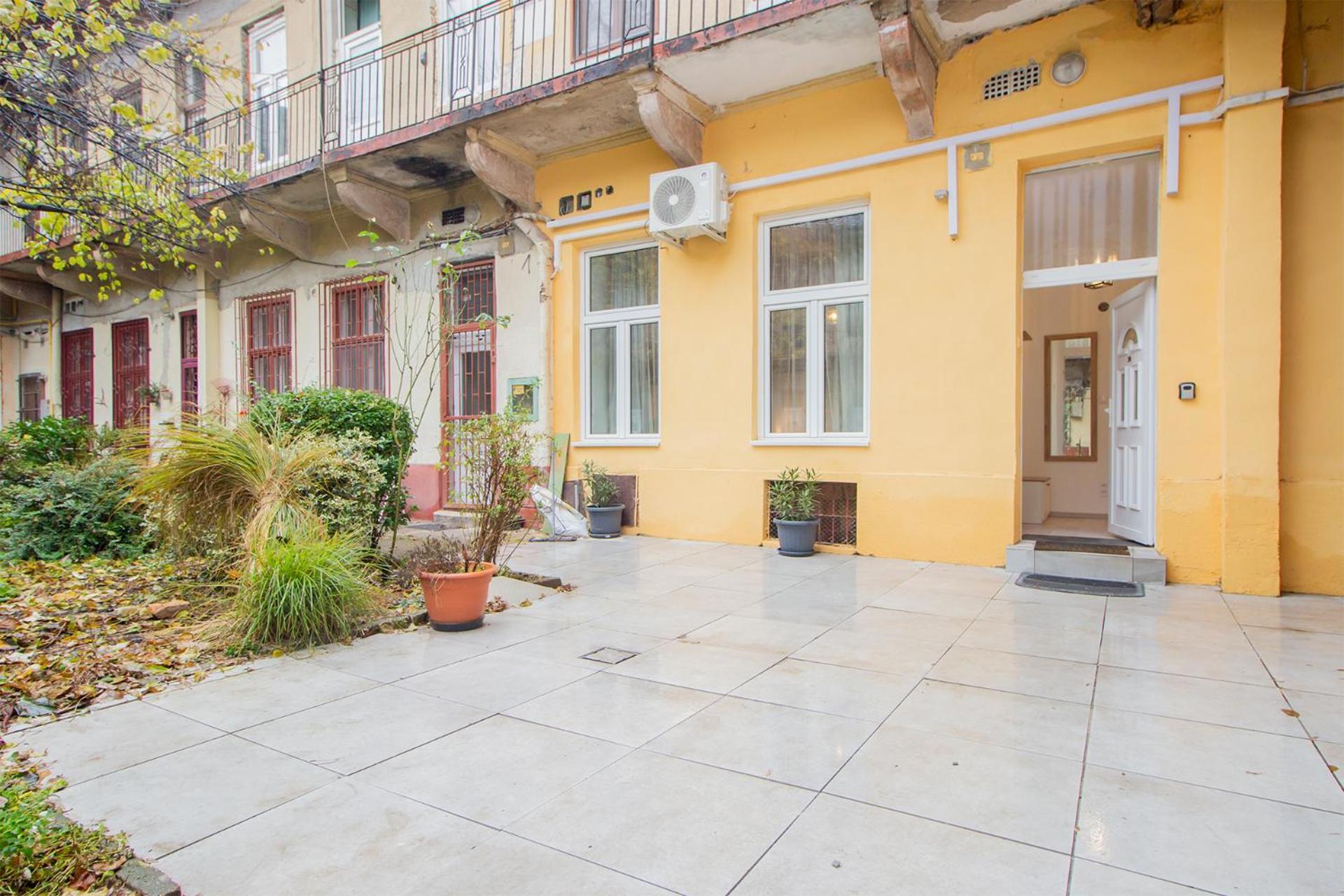 Dob Apartment With Ac Boedapest Buitenkant foto